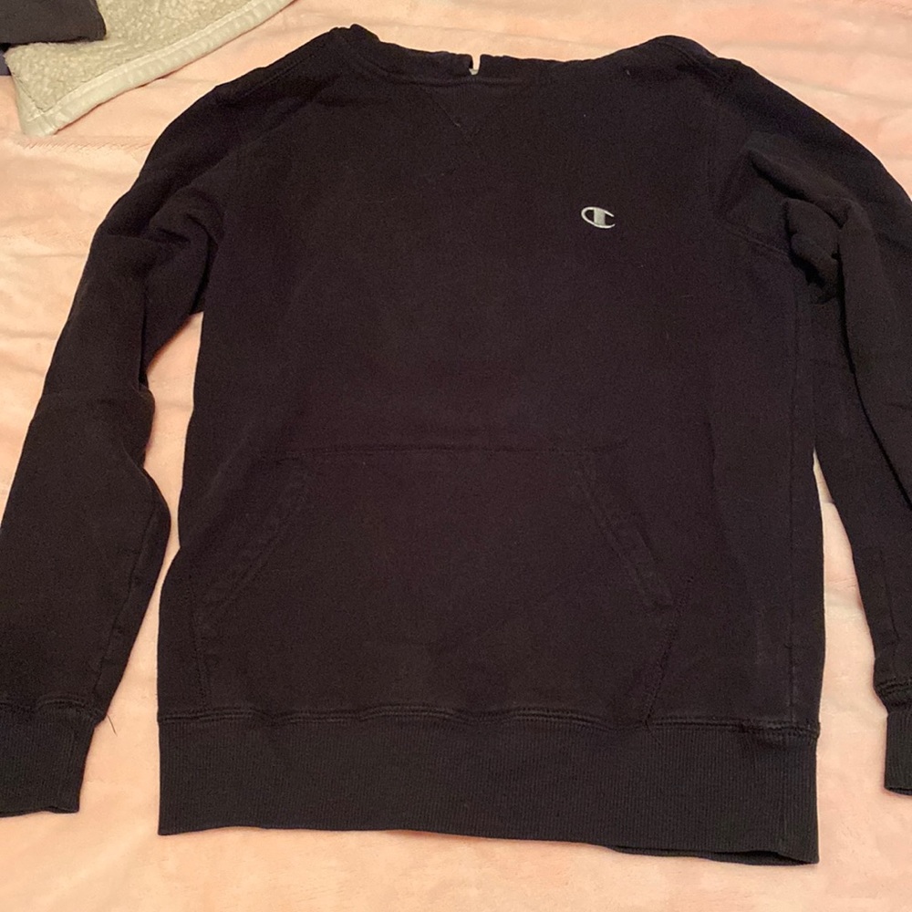 black champion YOUTH sweatshirt